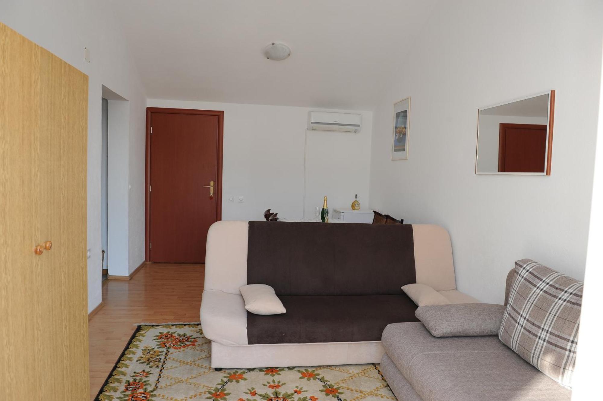 Apartment With A Parking Space Podaca, Makarska - 15748 *